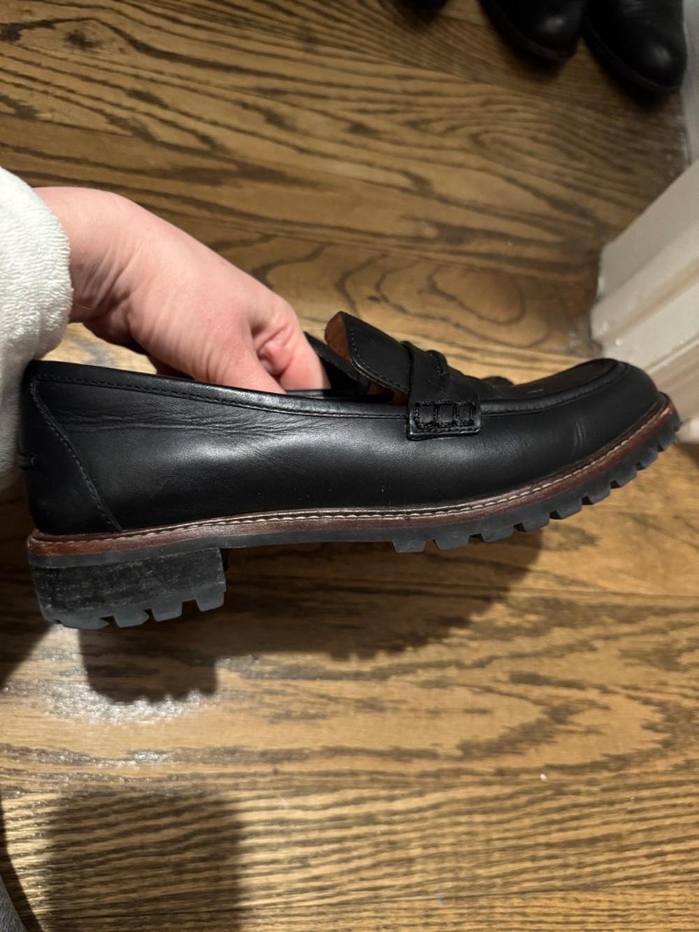 Madewell Black Leather Lugsole Penny Loafers - 8 good condition - Picture 8 of 10